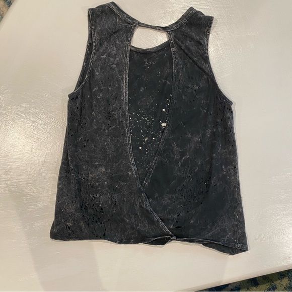 Black Moon Acid Wash Distressed Tank - Picture 3 of 3